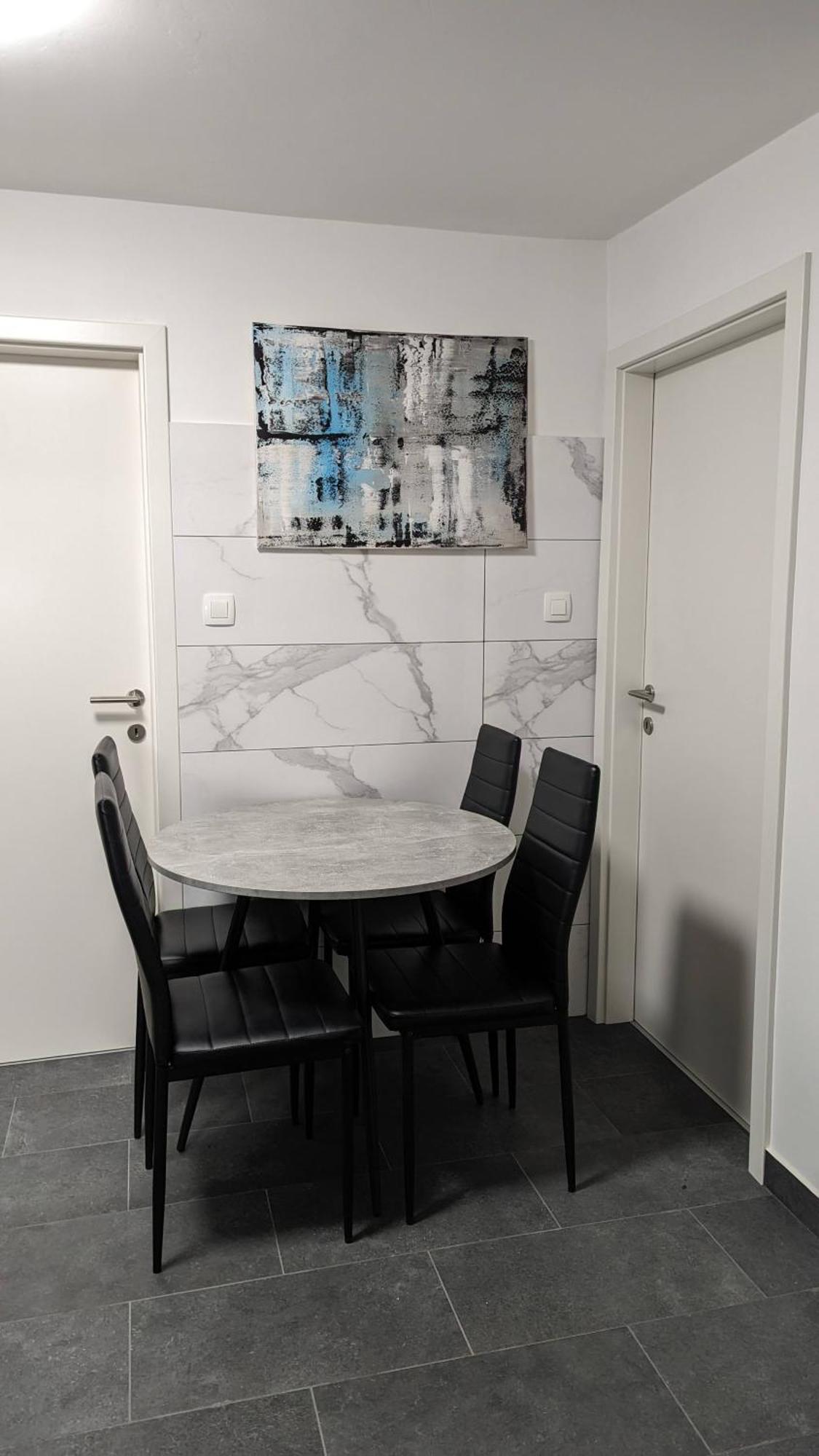 Apartments Kety - Central Heating ซริกเวนิซา ภายนอก รูปภาพ
