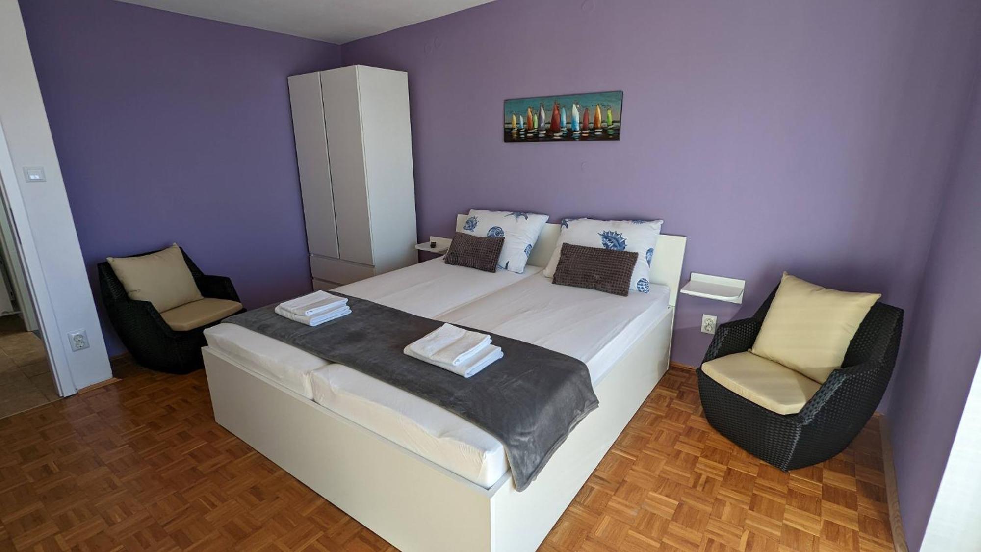 Apartments Kety - Central Heating ซริกเวนิซา ห้อง รูปภาพ